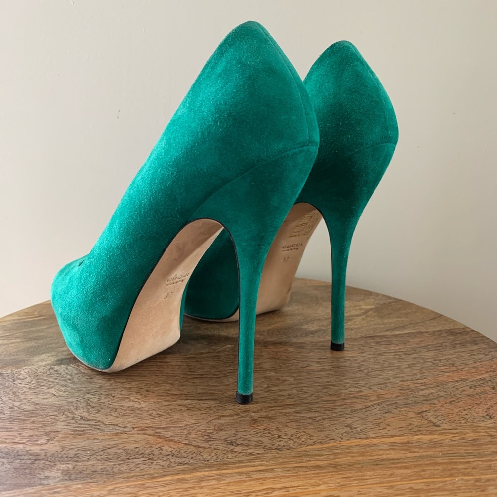 Host Pick Gucci Sofia Peep Toe Pump - image 7